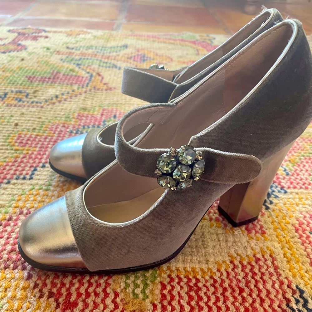 Marc by Marc Jacobs embellished velvet heels 💎